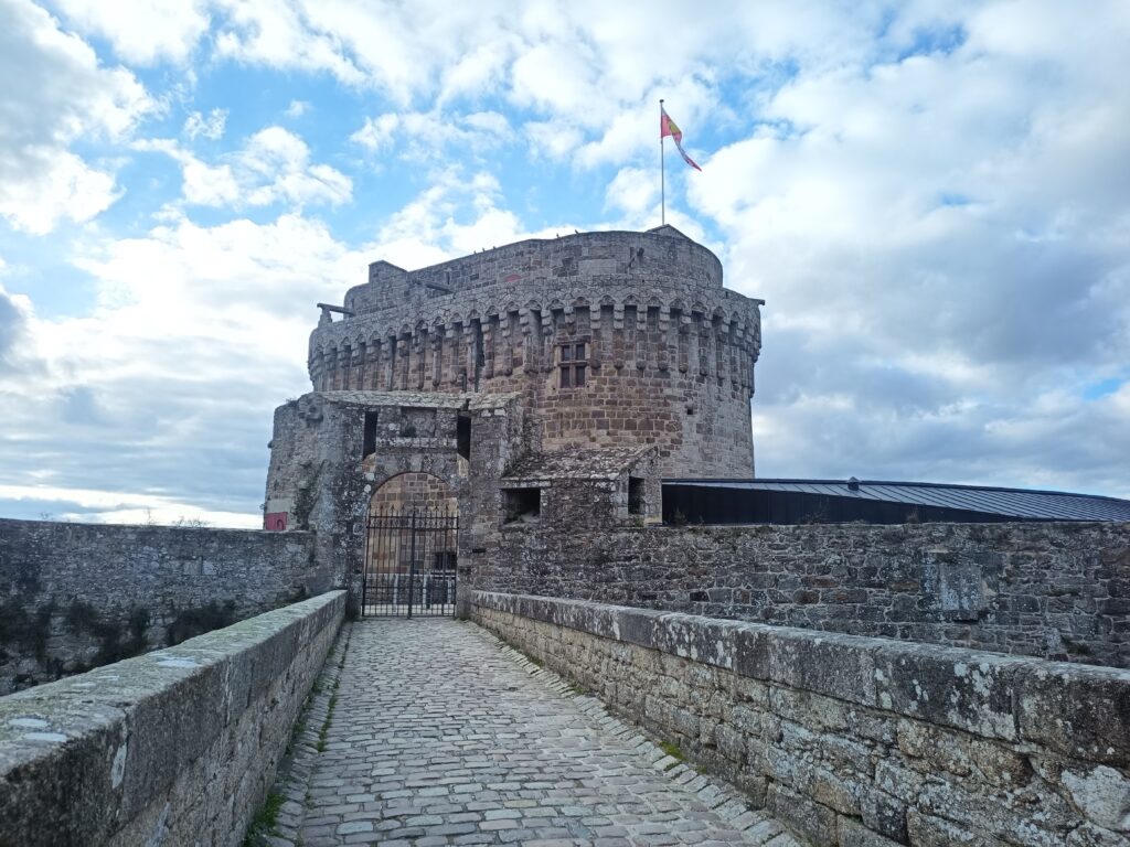 dinan-château