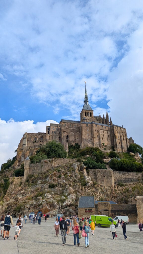 entrance-mont the entrance to the mont-saint-michel